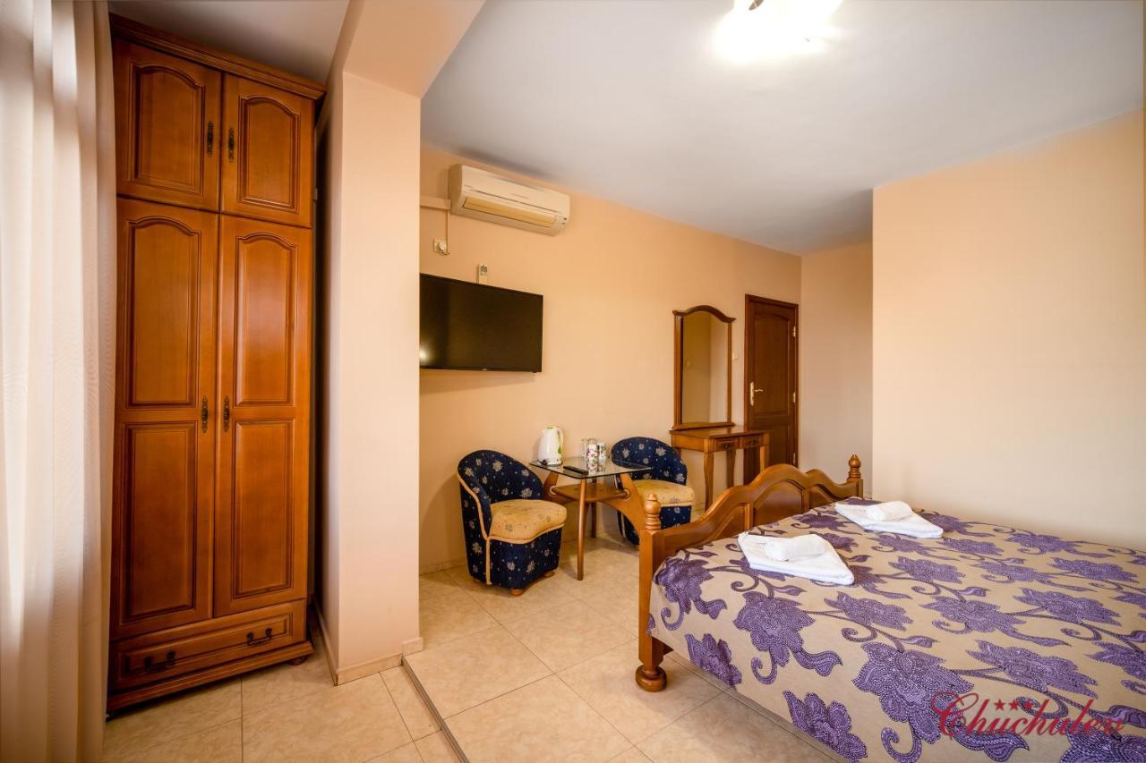 Hotel Chuchulev سوزوبول المظهر الخارجي الصورة