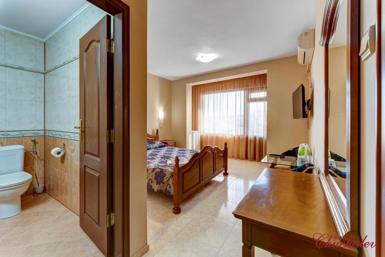 Hotel Chuchulev سوزوبول المظهر الخارجي الصورة