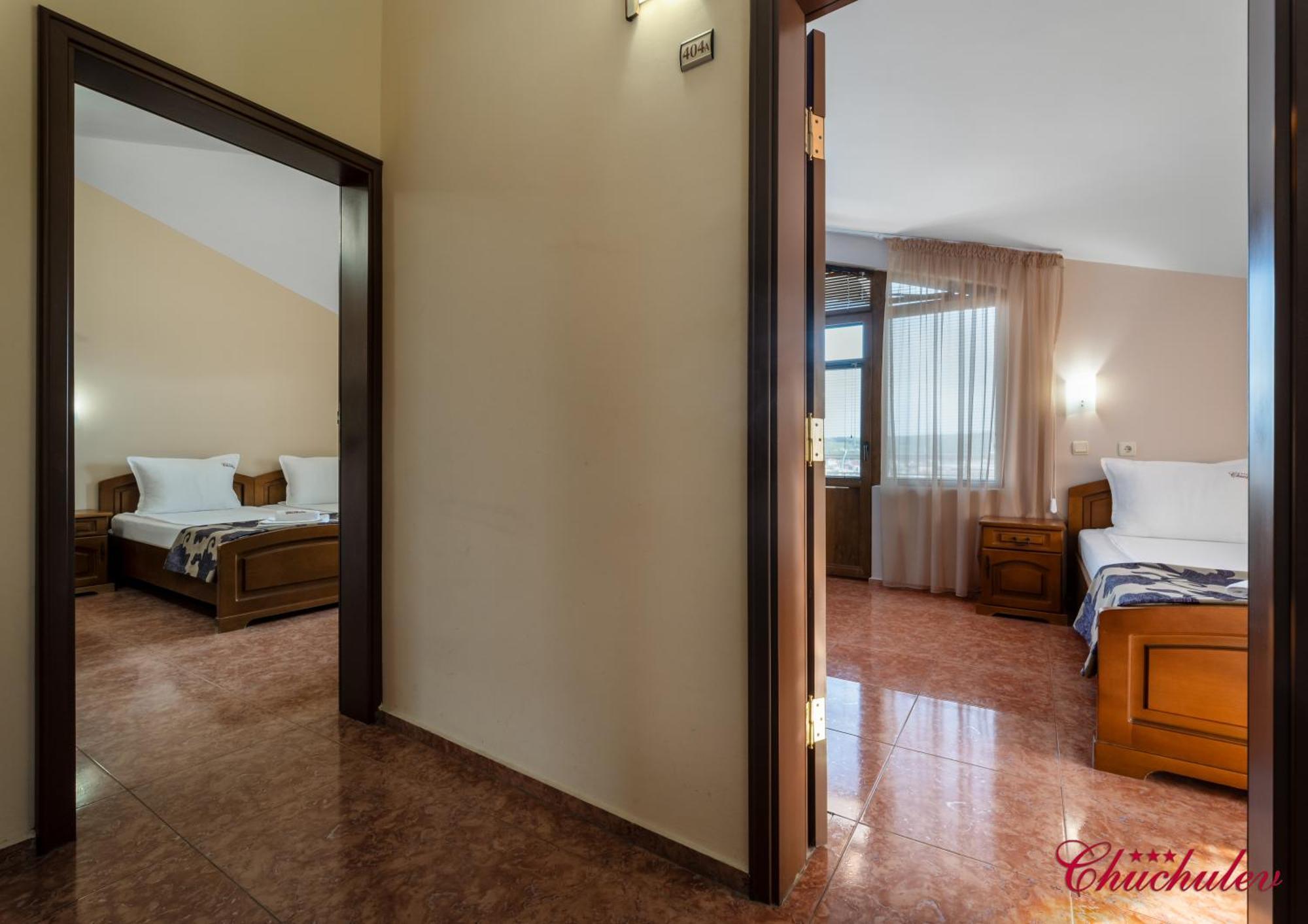 Hotel Chuchulev سوزوبول المظهر الخارجي الصورة