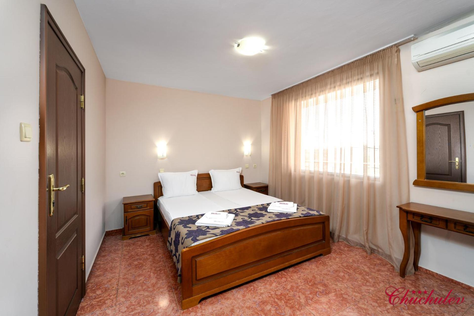 Hotel Chuchulev سوزوبول المظهر الخارجي الصورة