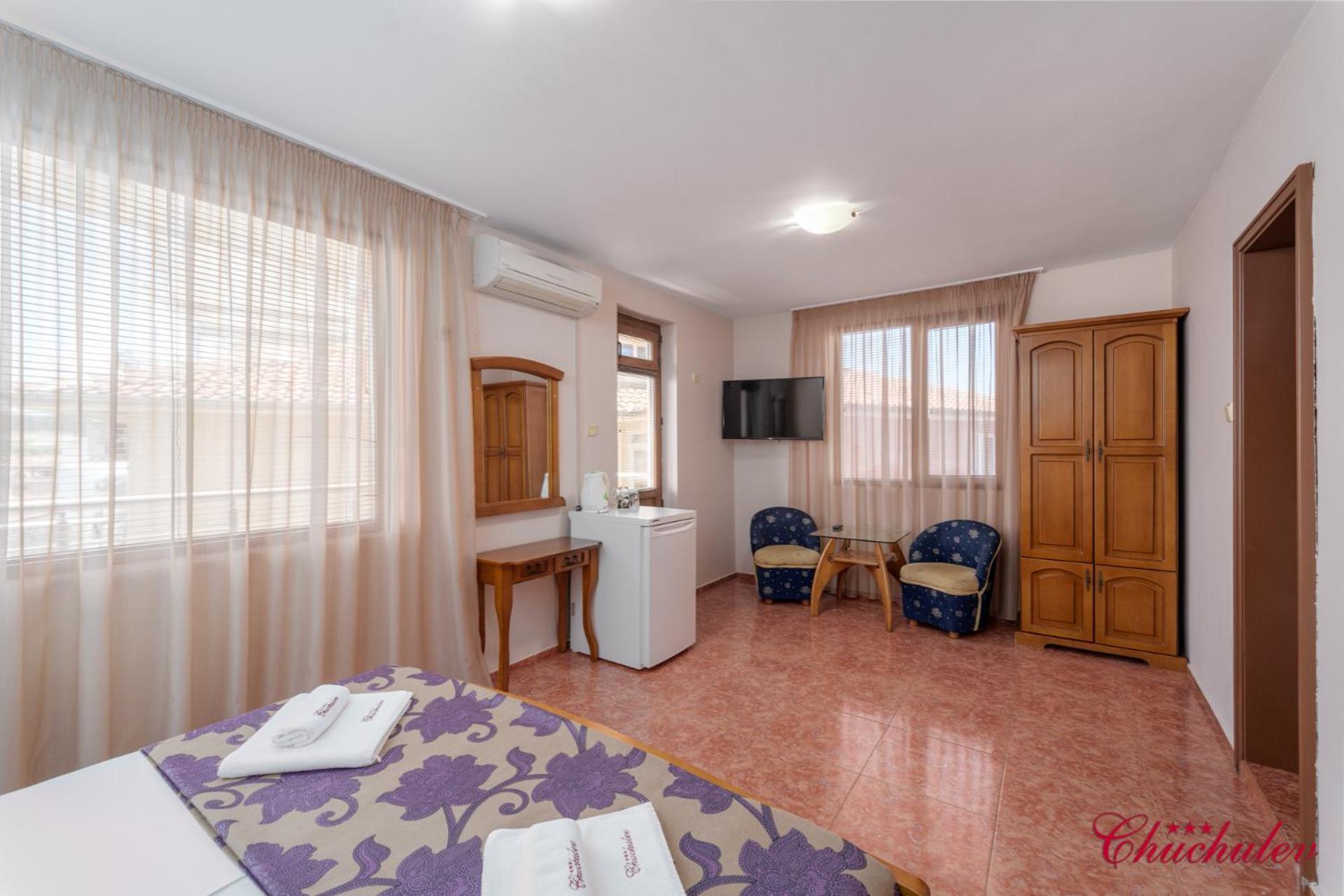 Hotel Chuchulev سوزوبول المظهر الخارجي الصورة