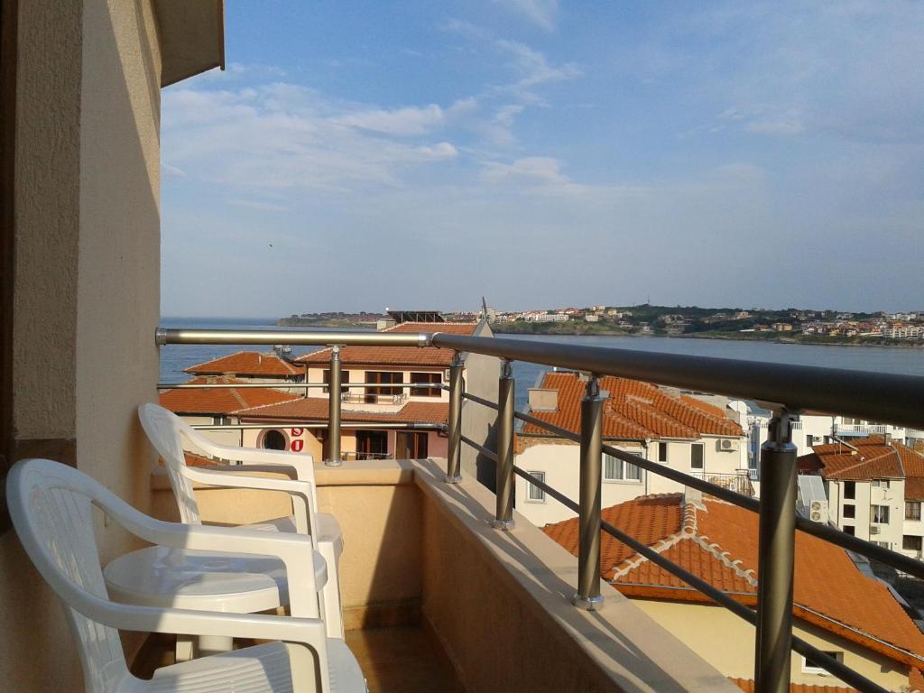 Hotel Chuchulev سوزوبول المظهر الخارجي الصورة
